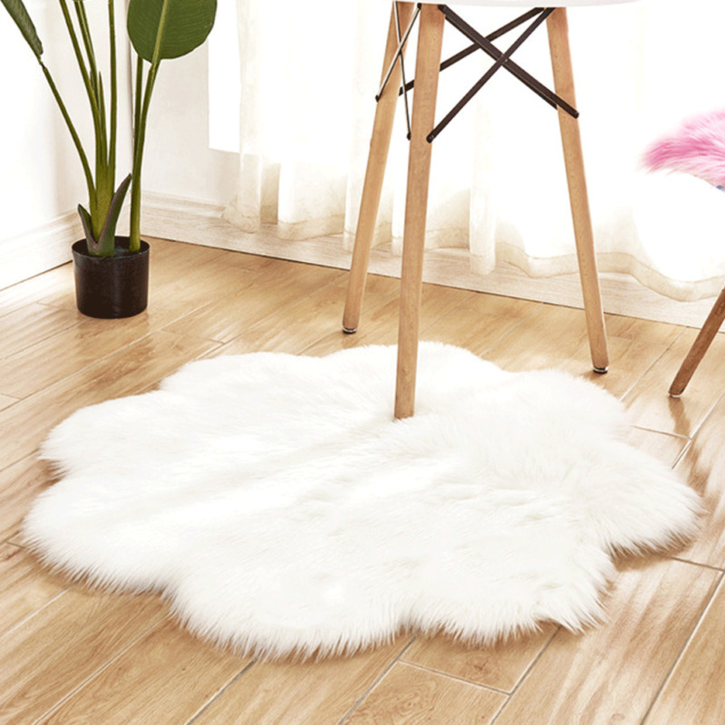 Faux Fur Fluffy Wool Rug Soft Mat Hairy Sofa Floor Home Room Carpet Washable Fake Wool Sheepskin Rugs Warm Hairy Carpet Seat Pad
Faux Fur Fluffy Wool Rug Soft Mat Hairy Sofa Floor Home Room Carpet Washable Fake Wool Sheepskin Rugs Warm Hairy Carpet Seat Pad