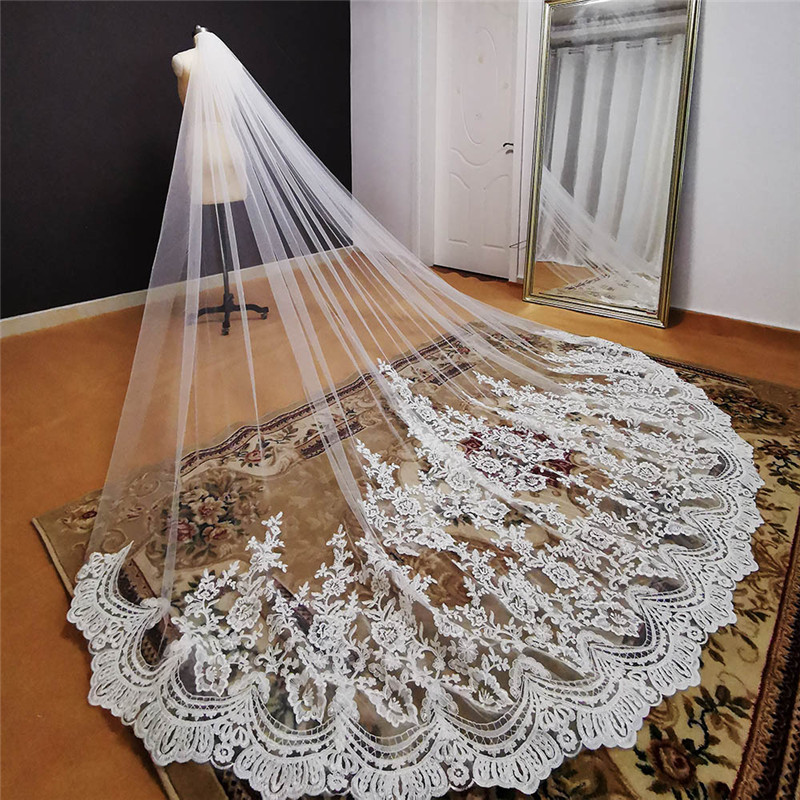 fashion 3m long wedding veils with lace applique edge one layer round cathedral length veils with comb bridal veil