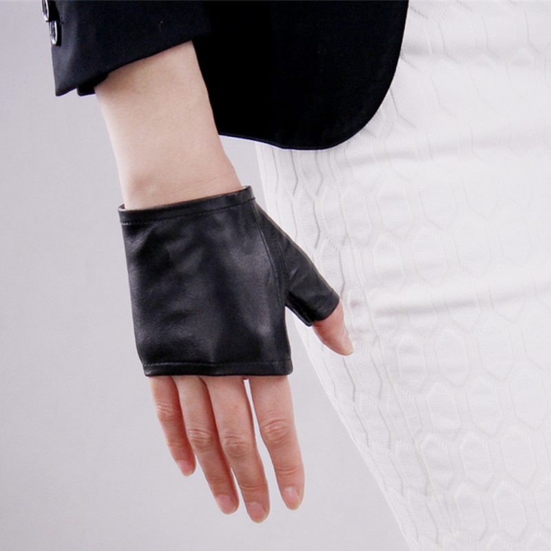 Real Leather Ultra-thin Pure Sheepskin Black Half Finger Fingerless Ultrashort Gloves Driving Touchscreen Female Mittens WZP19
Real Leather Ultra-thin Pure Sheepskin Black Half Finger Fingerless Ultrashort Gloves Driving Touchscreen Female Mittens WZP19