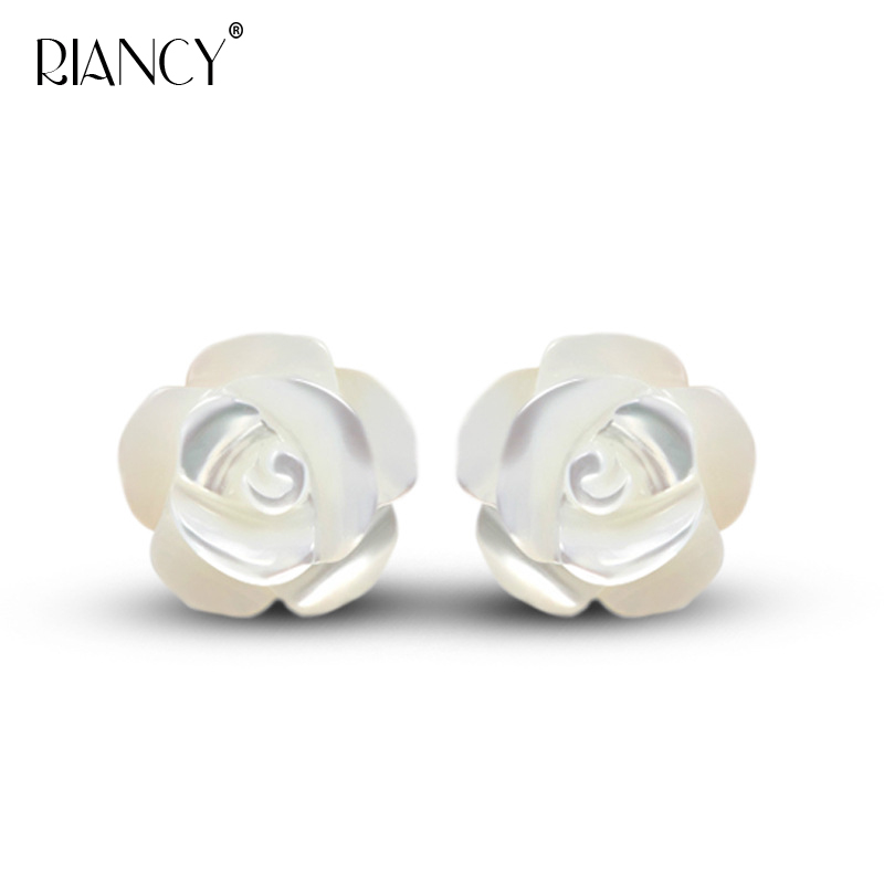 Hand-carved rose earrings natural shell earrings women's simple fashion temperament earring wedding jewelry
Hand-carved rose earrings natural shell earrings women's simple fashion temperament earring wedding jewelry