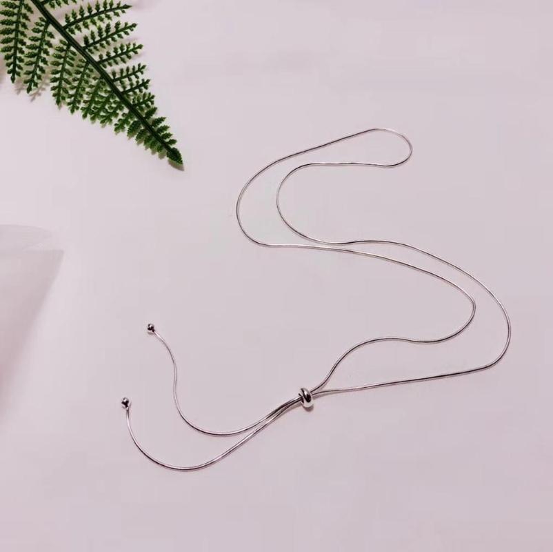 Chains 925 Silver Snake Bone Chain Necklace Small Crowd Design European And American Temperament High Quality Jewelry Lady
Chains 925 Silver Snake Bone Chain Necklace Small Crowd Design European And American Temperament High Quality Jewelry Lady