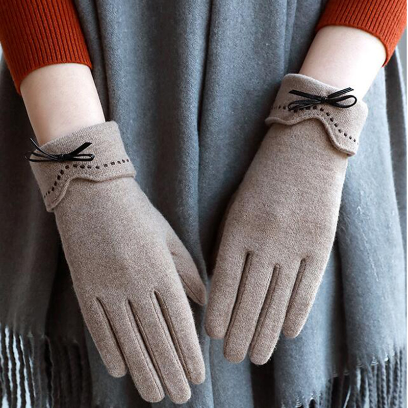 Winter Touch Screen Mittens women Cashmere Mittens Luxury Wool Knit Gloves Full Finger Bow Dotted Embroidery Gloves A29 
Winter Touch Screen Mittens women Cashmere Mittens Luxury Wool Knit Gloves Full Finger Bow Dotted Embroidery Gloves A29