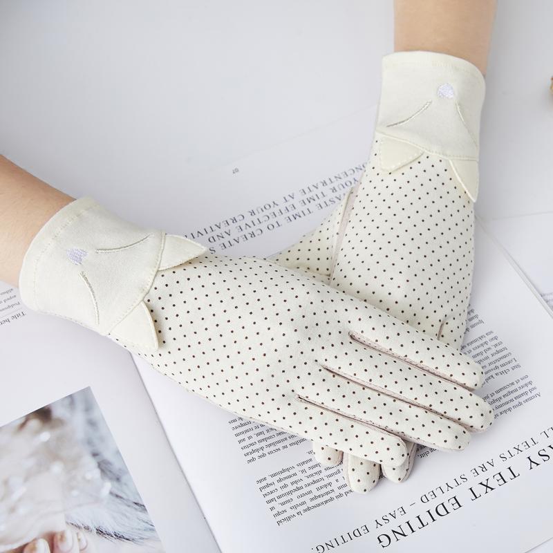 Women's Summer cute Outdoor Touch Screen Finger Gloves Lace Sunscreen Non-slip Driving Gloves Sun Protection Non-slip Glove
Women's Summer cute Outdoor Touch Screen Finger Gloves Lace Sunscreen Non-slip Driving Gloves Sun Protection Non-slip Glove