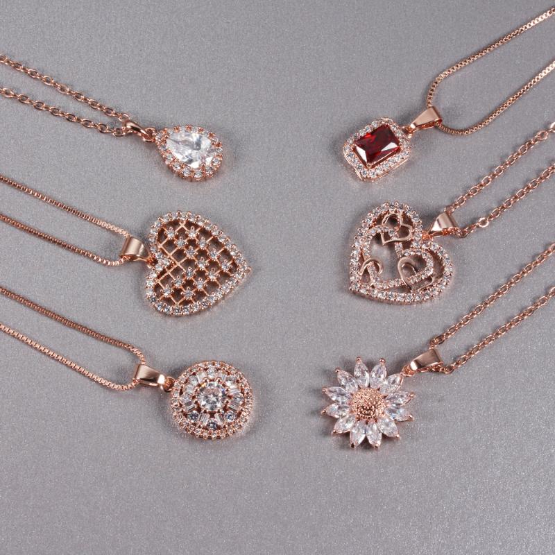 Women Necklace Rose Gold Color Fashion Charm Heart-shaped Zircon Necklace Jewelry Banquet Wedding Birthday Gift For Girlfriend
Women Necklace Rose Gold Color Fashion Charm Heart-shaped Zircon Necklace Jewelry Banquet Wedding Birthday Gift For Girlfriend