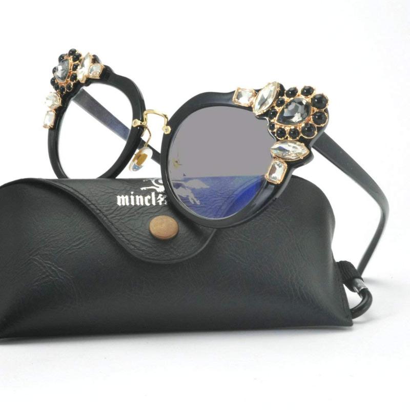 New Fashion Retro Crystal Flowers cat Ladies Sun photochromic Brand Designer Reading Glasses UV400 with box FML
New Fashion Retro Crystal Flowers cat Ladies Sun photochromic Brand Designer Reading Glasses UV400 with box FML