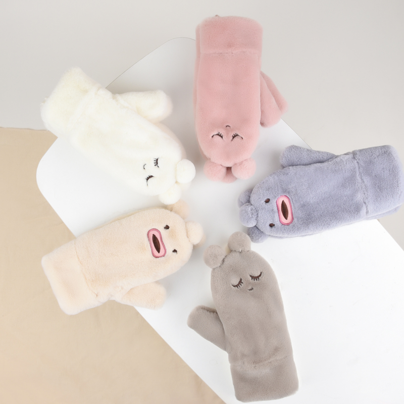 2020 Cute Cartoon Winter Gloves Women Mittens Velvet Inside Arctic Velvet Thickened Dual-layer Hang on Neck Type Mittens
2020 Cute Cartoon Winter Gloves Women Mittens Velvet Inside Arctic Velvet Thickened Dual-layer Hang on Neck Type Mittens