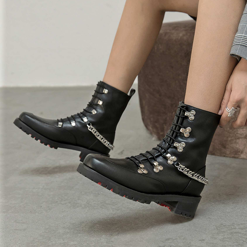 new winter shoes women's ankle boots cow leather vintage motorcycle boots punk rock metal chains bottes femme, Black
new winter shoes women's ankle boots cow leather vintage motorcycle boots punk rock metal chains bottes femme, Black
