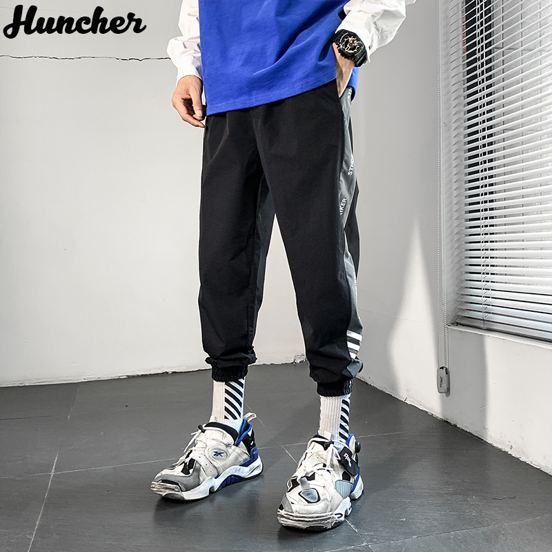 Huncher Mens Sweatpants Joggers Men Fashion 2020 Hip Hop Japanese Streetwear Pants Side Striped Trousers Black Sportswear Men
Huncher Mens Sweatpants Joggers Men Fashion 2020 Hip Hop Japanese Streetwear Pants Side Striped Trousers Black Sportswear Men