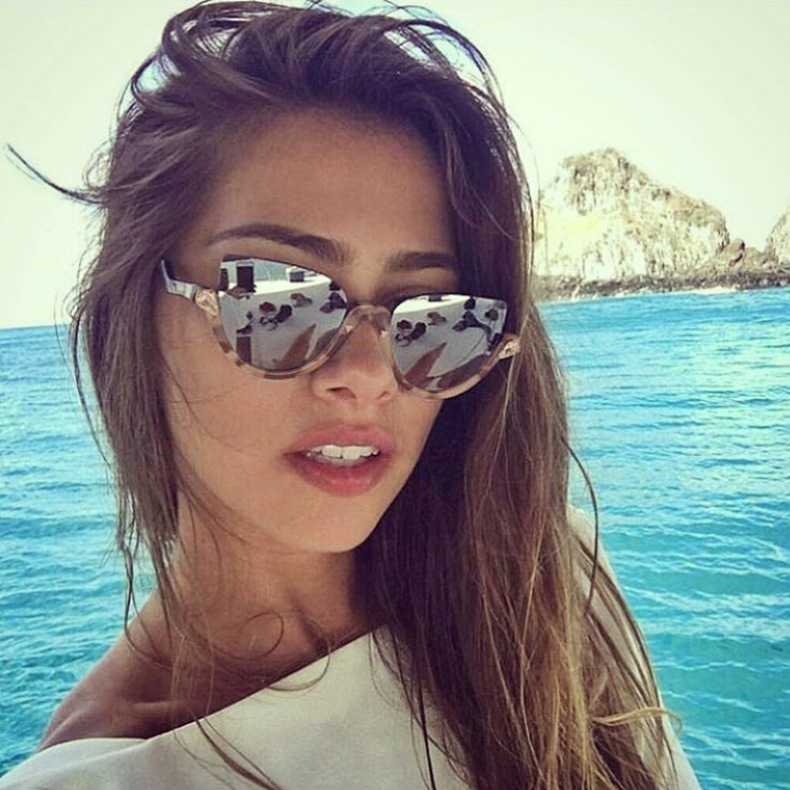 luxury Classic Vintage women Brand Design Cat eye butterfly sunglass Half-frame Gradient lens Female Sun Glasses Oculos 97174
luxury Classic Vintage women Brand Design Cat eye butterfly sunglass Half-frame Gradient lens Female Sun Glasses Oculos 97174