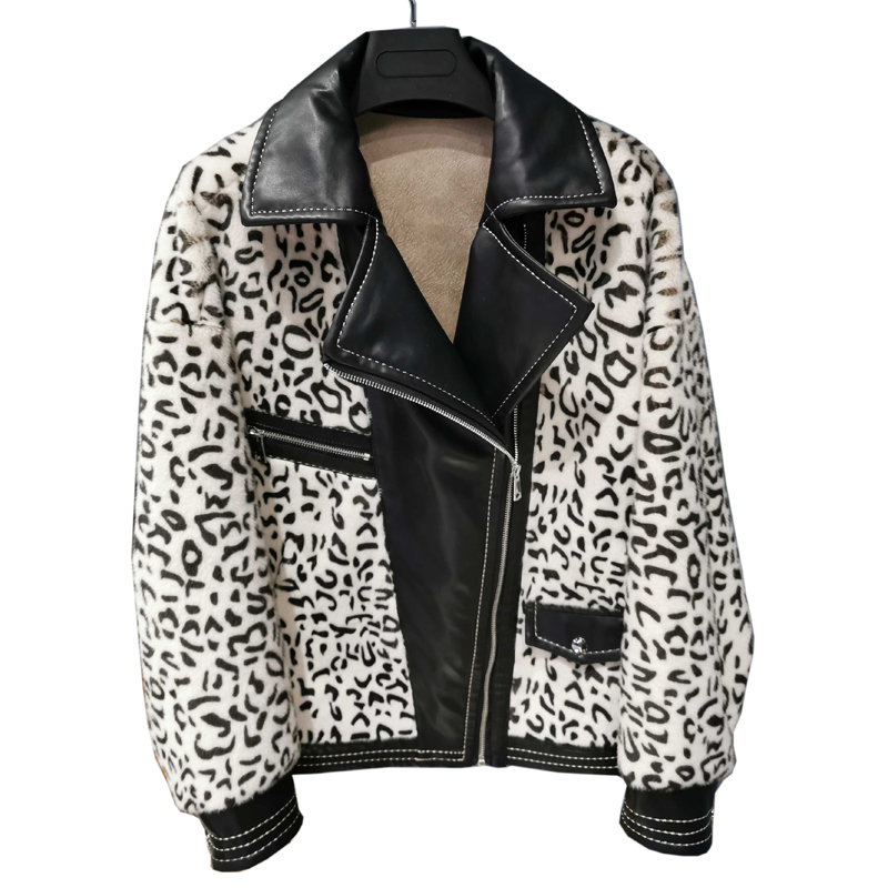 Winter jacket female short paragraph versatile gold velvet leather locomotive version lapel leopard fur coat netred, Khaki
Winter jacket female short paragraph versatile gold velvet leather locomotive version lapel leopard fur coat netred, Khaki