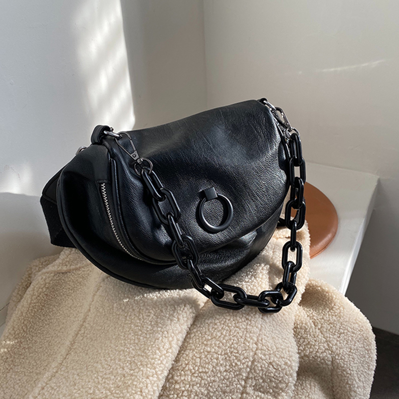PU leather lady chain bag Ladies fashion belt bag 2020 new autumn winter shoulder Crossbody Wide strap vintage saddle, Black
PU leather lady chain bag Ladies fashion belt bag 2020 new autumn winter shoulder Crossbody Wide strap vintage saddle, Black