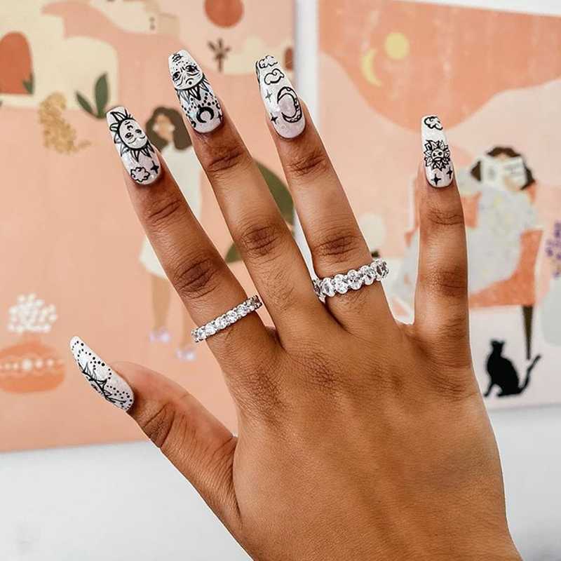 Iced out sparking bling 5A pink oval cubic zirconia band finger ring for women charm fashion party engagement jewelry wholesale
Iced out sparking bling 5A pink oval cubic zirconia band finger ring for women charm fashion party engagement jewelry wholesale