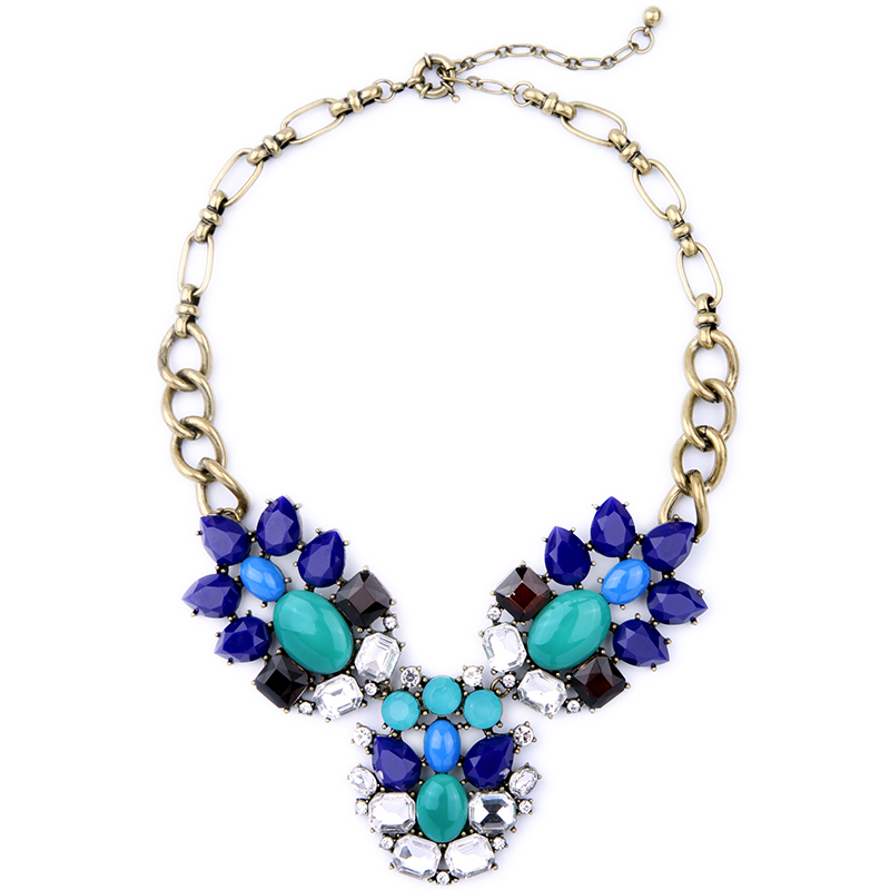 Euro-American Women Blue Statement Necklace Crystal Imitation Gemstone Cluster Maxi Vintage Necklace Party Jewelry
Euro-American Women Blue Statement Necklace Crystal Imitation Gemstone Cluster Maxi Vintage Necklace Party Jewelry