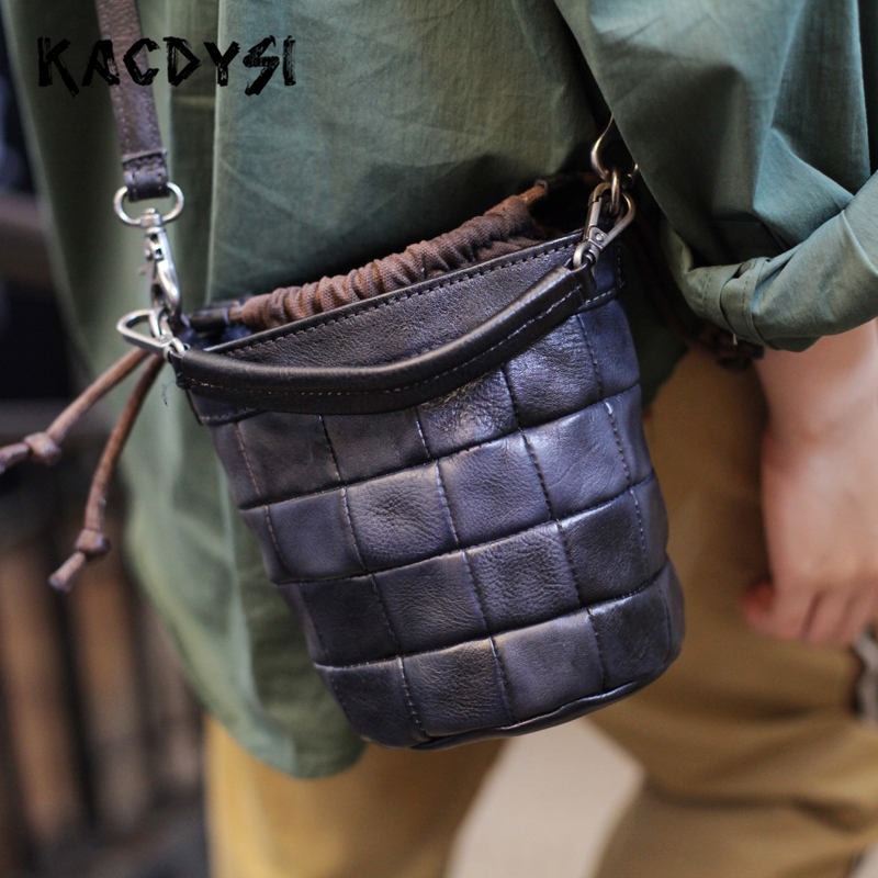 2020 Design 100% Genuine Leather Handmade Fashion Lady Handbag Vintage Small Tote Shoulder Purse Quality Messenger Bag Body Bags, Black
2020 Design 100% Genuine Leather Handmade Fashion Lady Handbag Vintage Small Tote Shoulder Purse Quality Messenger Bag Body Bags, Black