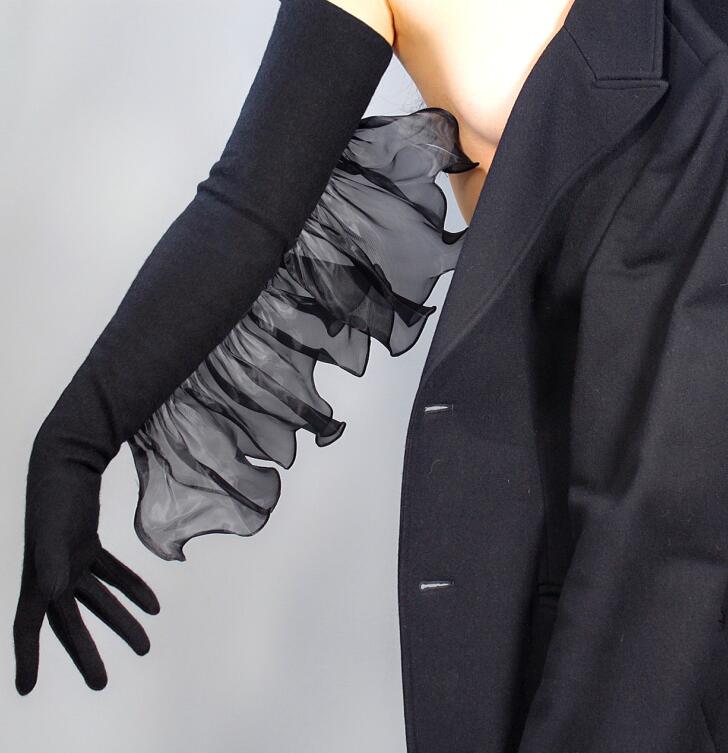 Women's autumn winter patchwork black woolen gloves lady's winter warm cashmere long gloves 70cm R2304
Women's autumn winter patchwork black woolen gloves lady's winter warm cashmere long gloves 70cm R2304