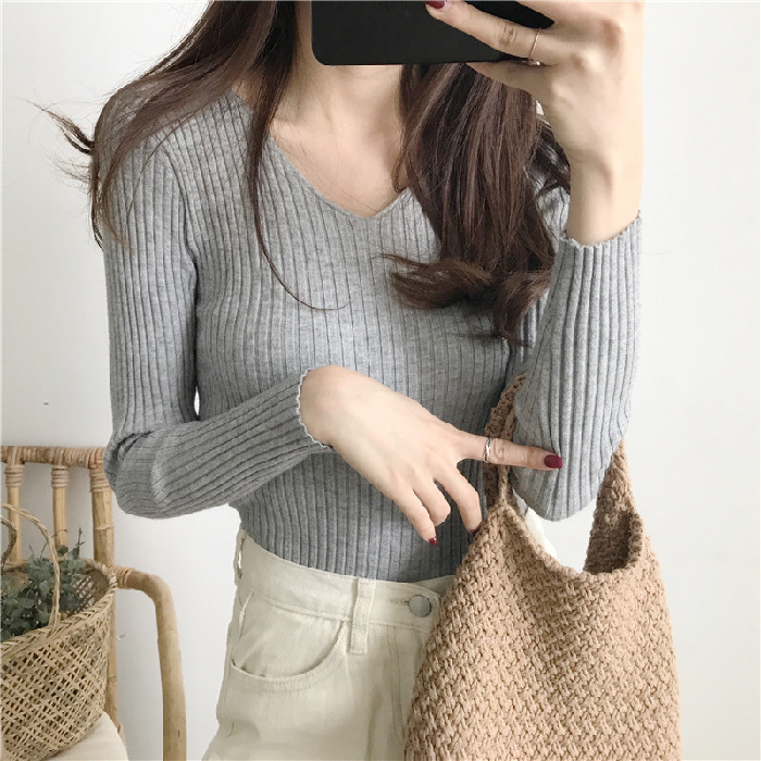 2020 Basic V-neck Solid Autumn Winter Sweater Pullover Women Female Knitted Sweater Slim Long Sleeve Cheap Woman Sweaters pink, Black
2020 Basic V-neck Solid Autumn Winter Sweater Pullover Women Female Knitted Sweater Slim Long Sleeve Cheap Woman Sweaters pink, Black