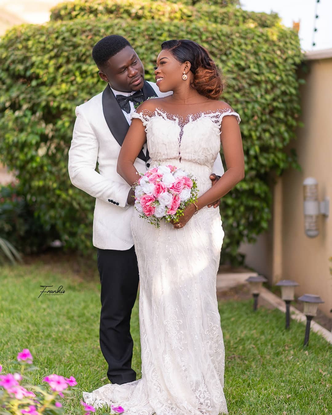 2020 Plus Size Arabic Aso Ebi Lace Beaded Luxurious Wedding Dresses Sheer Neck Bridal Dresses Mermaid Wedding Gowns ZJ955