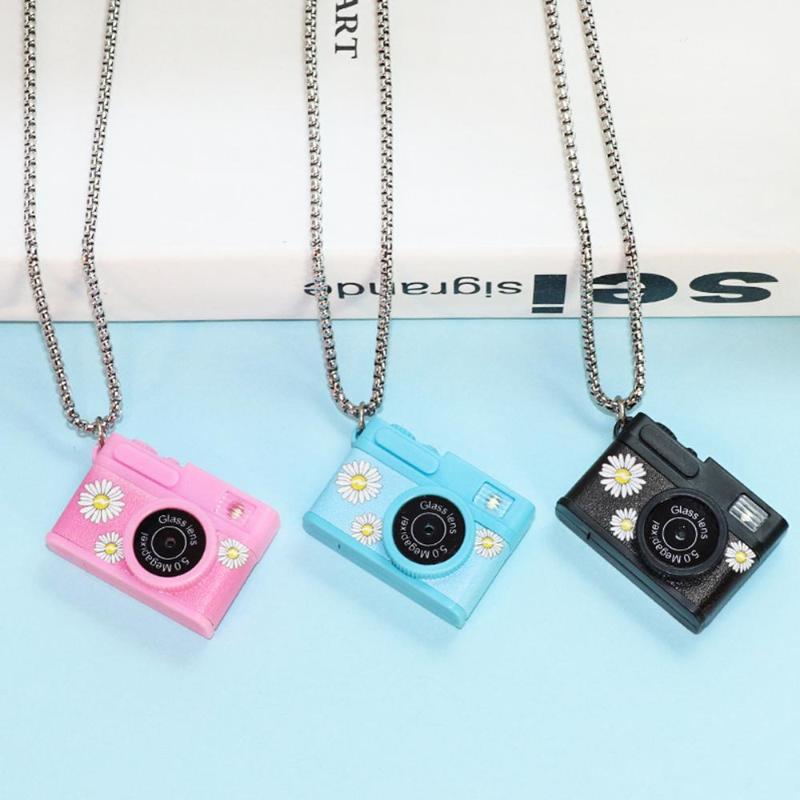 Flash Punk Mini Camera Necklaces Music Pendant Luminous Necklace Retro Small Camera Necklace Flash Men and Women
Flash Punk Mini Camera Necklaces Music Pendant Luminous Necklace Retro Small Camera Necklace Flash Men and Women