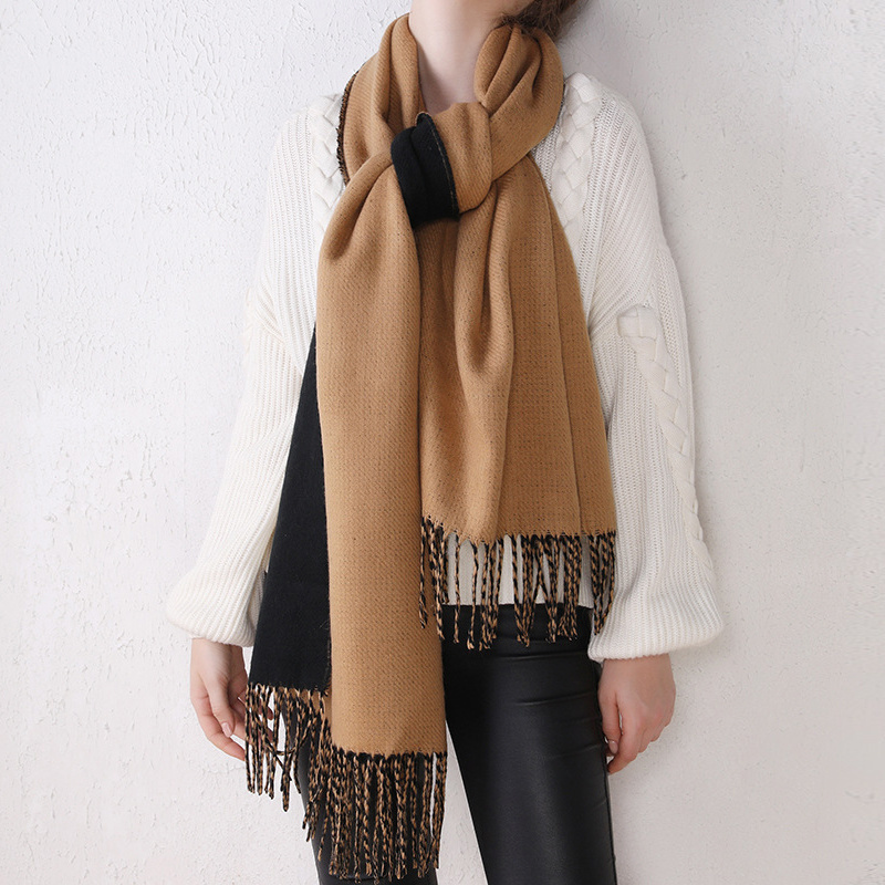 Scarf for Women Winter Autumn Long Scarf Warm Female Shawl Women Two Color Cashmere Scarves with Tassel Echarpe Femme
Scarf for Women Winter Autumn Long Scarf Warm Female Shawl Women Two Color Cashmere Scarves with Tassel Echarpe Femme