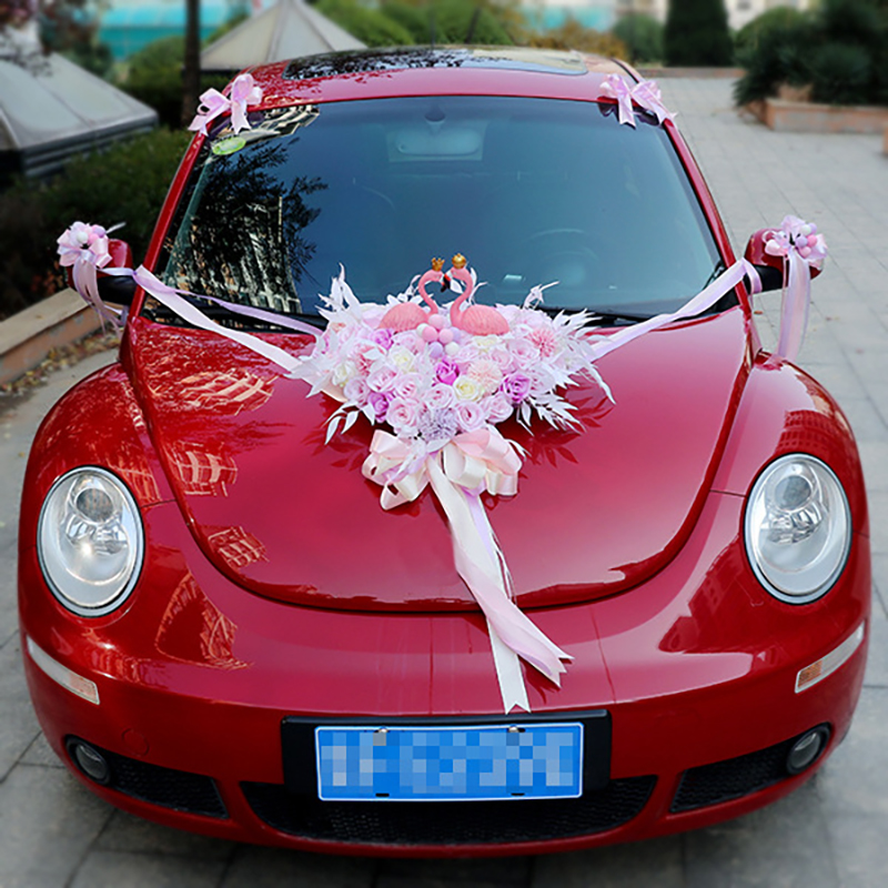 A set wedding car decor simulation roses with flamingo artificiail flowers Valentine's Day wreath diy party wedding decoration, Style 1 
A set wedding car decor simulation roses with flamingo artificiail flowers Valentine's Day wreath diy party wedding decoration, Style 1