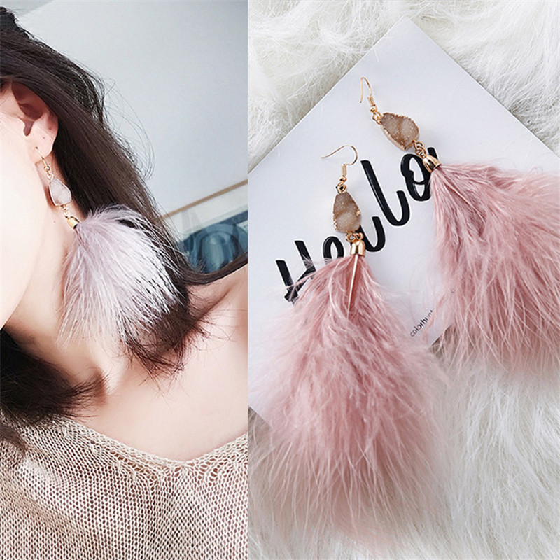 Modern Women's Earrings 2020 Temperament Stone Nude Feather Women Stud Earrings Korean Fashion Cute Female Jewelry Accessories
Modern Women's Earrings 2020 Temperament Stone Nude Feather Women Stud Earrings Korean Fashion Cute Female Jewelry Accessories