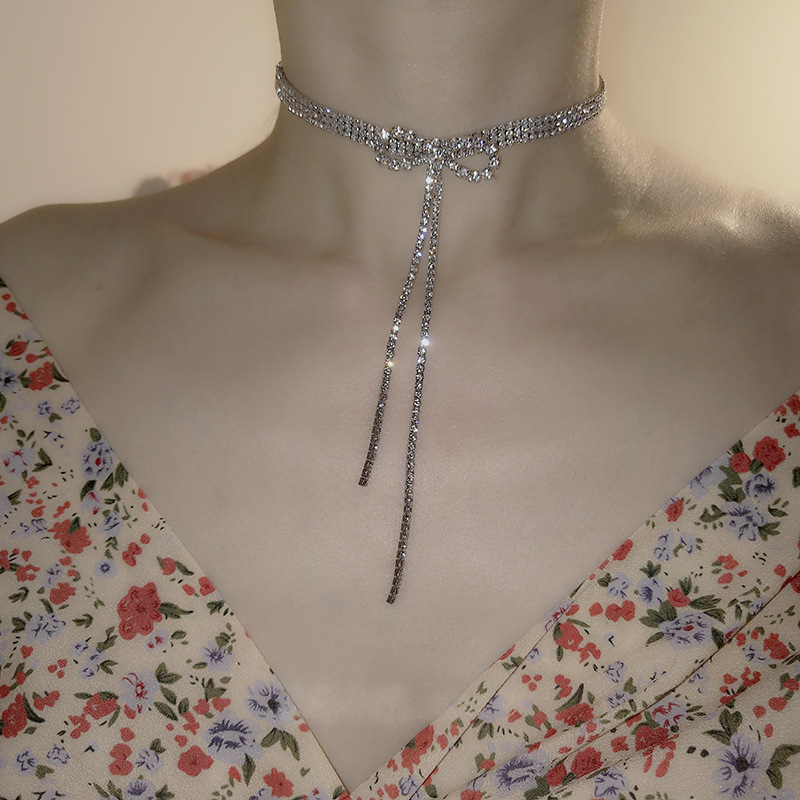 Fashion Bowknot full Rhinestone chokers necklaces for women Butterfly Festival Tassels Neck chain Office Career Jewelle crystal
Fashion Bowknot full Rhinestone chokers necklaces for women Butterfly Festival Tassels Neck chain Office Career Jewelle crystal