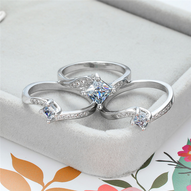 Luxury Female White Zircon Stone Ring Promise Silver Color Engagement Rings For Women Trendy Square Crystal Wedding Ring Set 
Luxury Female White Zircon Stone Ring Promise Silver Color Engagement Rings For Women Trendy Square Crystal Wedding Ring Set