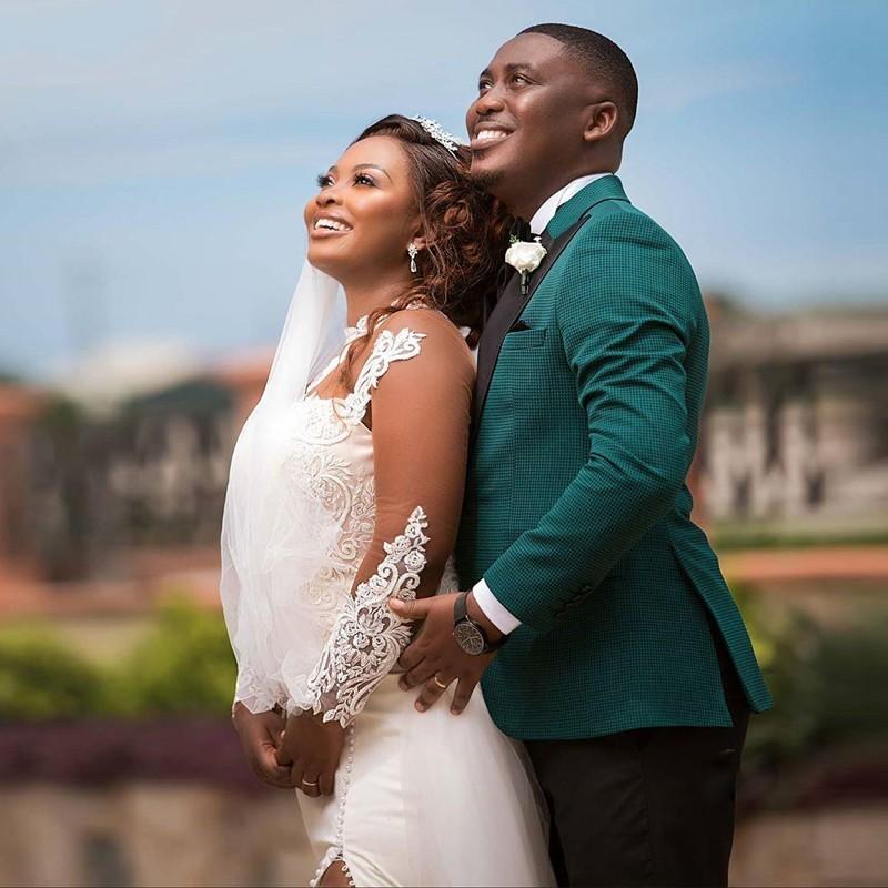 Elegant Black Girls Wedding Dresses Plus Size Long Sleeve Overskirt Mermaid Bridal Gowns Side Slit Lace Wedding Dress robes de mariée