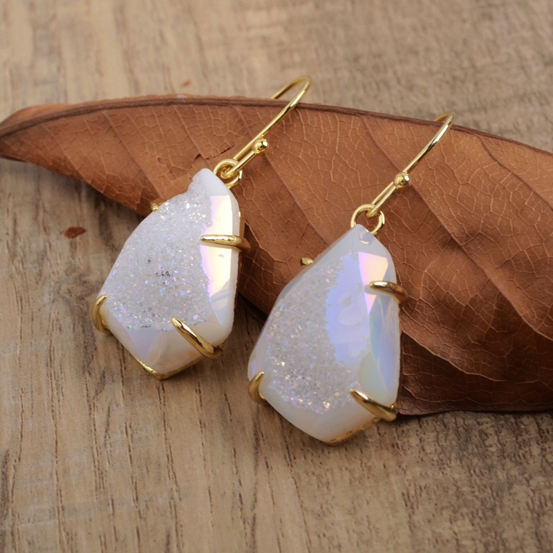 Natural Agates Claw Dangle Earrings Titanium Druzy Hook Earring Faceted INS Gems Silver Plated Girls Daily Earrings Dropship
Natural Agates Claw Dangle Earrings Titanium Druzy Hook Earring Faceted INS Gems Silver Plated Girls Daily Earrings Dropship