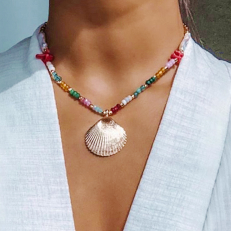 Handmade gold-color large shell pendant necklace Fashion creative design pearl choker jewelry bohemian colier femme accessorie
Handmade gold-color large shell pendant necklace Fashion creative design pearl choker jewelry bohemian colier femme accessorie