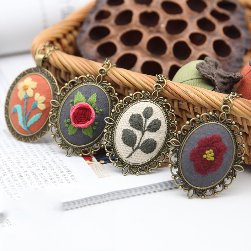 DIY Necklace Embroidery Kit Needlework Flower Cross Stitch Sets with Hoop Handmade Swing Art Craft Creative Gift Unfinished
DIY Necklace Embroidery Kit Needlework Flower Cross Stitch Sets with Hoop Handmade Swing Art Craft Creative Gift Unfinished