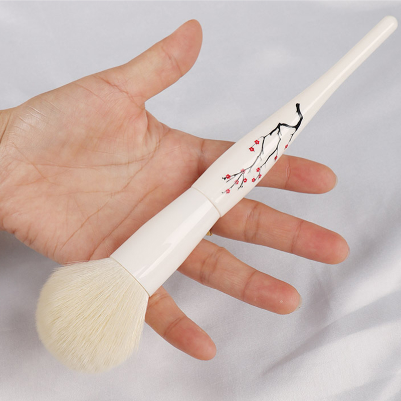1Pcs Big Powder Blush Brush Professional Makeup Brushes Soft Hair Face Contour Foundation Loose Powder Brush Beauty Makeup Tools
1Pcs Big Powder Blush Brush Professional Makeup Brushes Soft Hair Face Contour Foundation Loose Powder Brush Beauty Makeup Tools