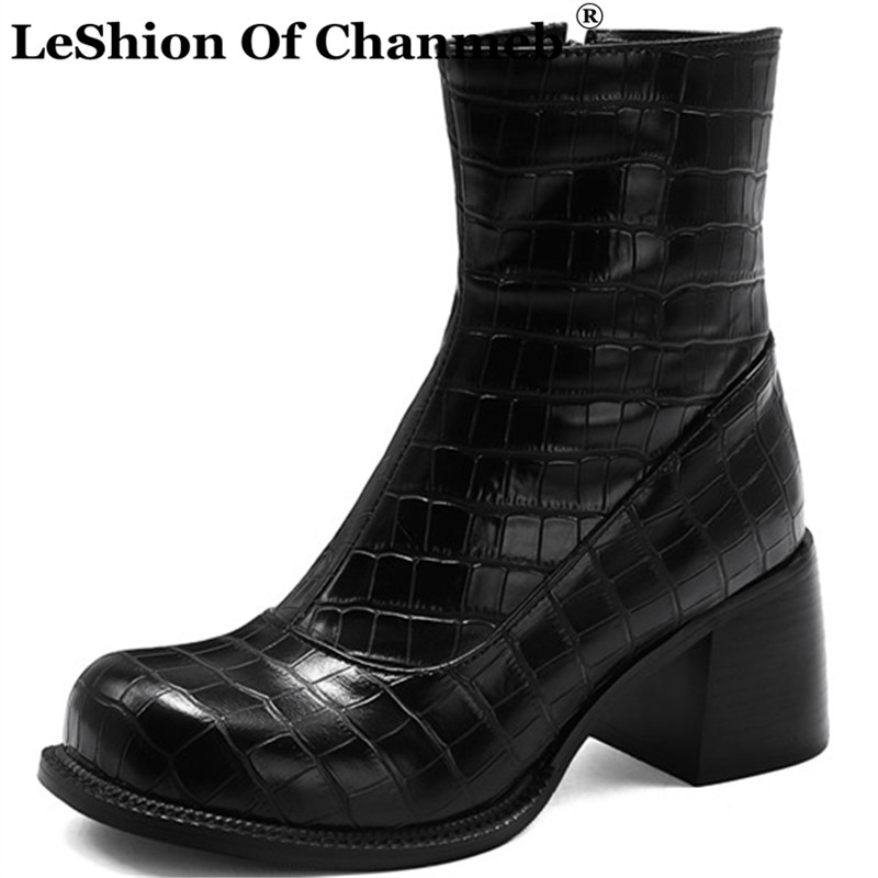 Biggest Size 48 Women Chunky Heels Ankle Boots Woman Round Toe Zipper Block Heels Motorcycle Boots Crocodile Black Shoes Female
Biggest Size 48 Women Chunky Heels Ankle Boots Woman Round Toe Zipper Block Heels Motorcycle Boots Crocodile Black Shoes Female