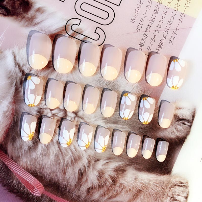 High Quality 24pcs Ladies DIY Fake Nail Heart Pattern Red White Striped DIY Manicure False Nails Decals, 17
High Quality 24pcs Ladies DIY Fake Nail Heart Pattern Red White Striped DIY Manicure False Nails Decals, 17