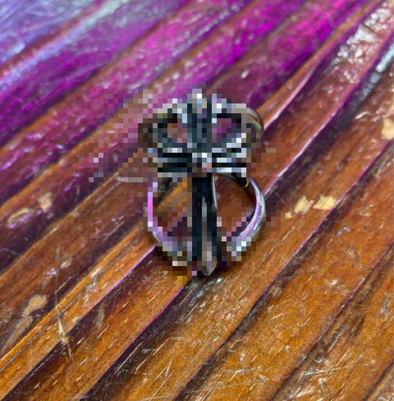 High Quality Men Retro biker style stainless steel hollow Chrome & Hearts Ring Fashion Punk Cross Ring Jewelry Gift
High Quality Men Retro biker style stainless steel hollow Chrome & Hearts Ring Fashion Punk Cross Ring Jewelry Gift
