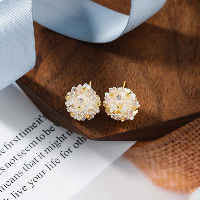 2020 New Arrival Classic Shell Cute Sweet Colorful Flower Stud Earrings For Women Students Elegant Fashion Pendant Jewelry
2020 New Arrival Classic Shell Cute Sweet Colorful Flower Stud Earrings For Women Students Elegant Fashion Pendant Jewelry