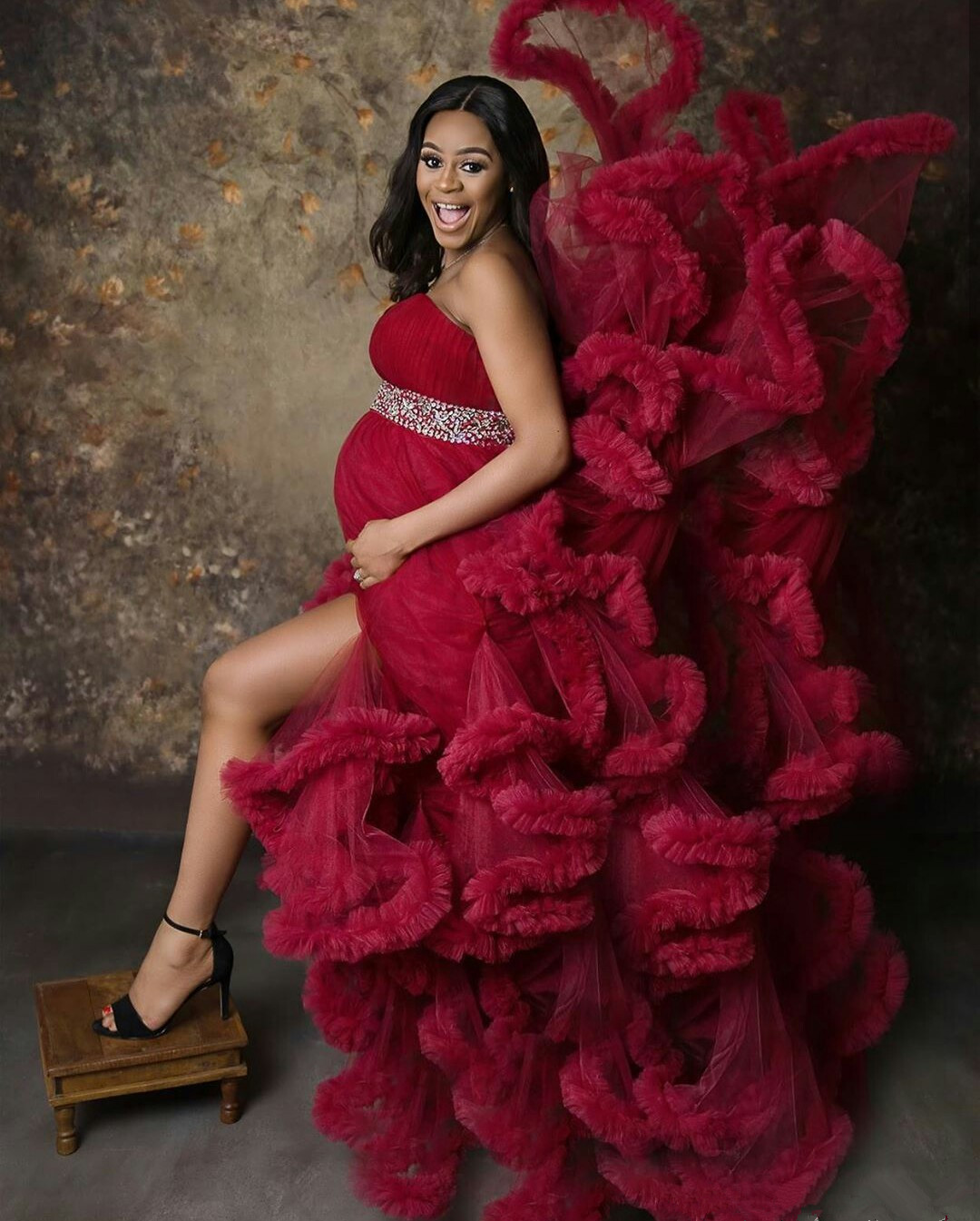 2021 Strapless Maternity Evening Dresses Plus Size Tiered Ruffle Skirts Pregnant Women Prom Gowns Crystals vestido de novia