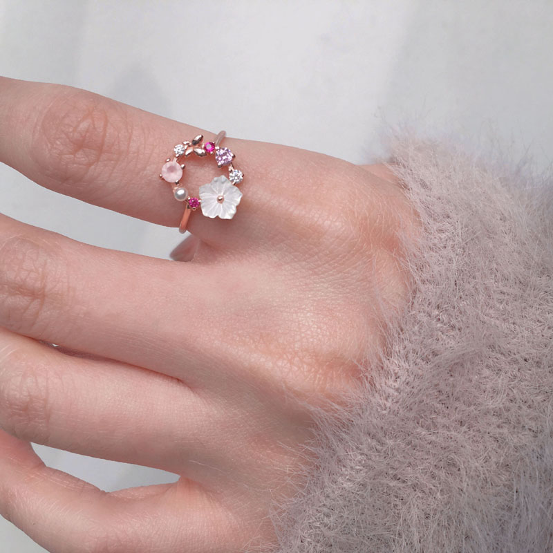 Fashion Crystal Pearl Flower Rings for Woman Fashion Romantic Rose Gold Microinlaid Zircon Wedding Ring Female Jewelry
Fashion Crystal Pearl Flower Rings for Woman Fashion Romantic Rose Gold Microinlaid Zircon Wedding Ring Female Jewelry