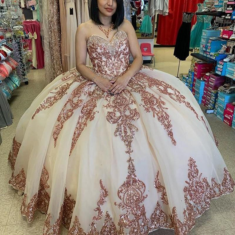 Luxurious Rose Gold Lace Beaded Quinceanera Prom Dresses Sparkly Sweetheart Evening Party Gown Sweet 16 Dress Vestido