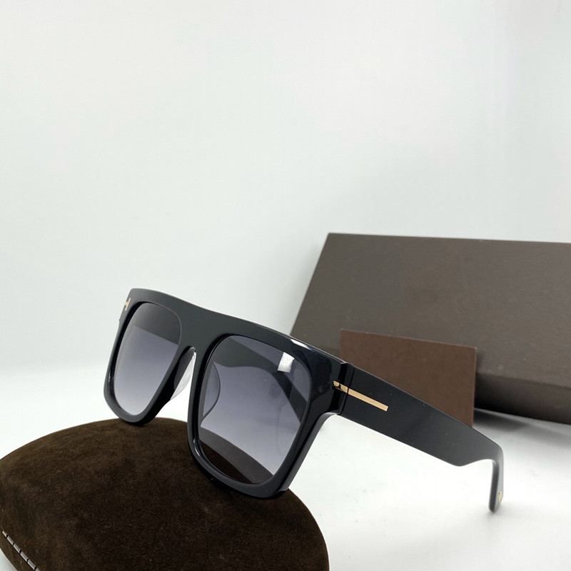 0711 men designer sunglasses fashion classic Square full Frame UV Protection Lens Popular Summer Style Sunglasses Top Quality Come With Case, White;black
0711 men designer sunglasses fashion classic Square full Frame UV Protection Lens Popular Summer Style Sunglasses Top Quality Come With Case, White;black
