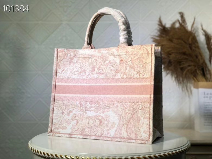Lady large-capacity handbags Fashion Bags Paris designer retro ethnic style canvas handmade embroidery pattern handbag, Pink
Lady large-capacity handbags Fashion Bags Paris designer retro ethnic style canvas handmade embroidery pattern handbag, Pink