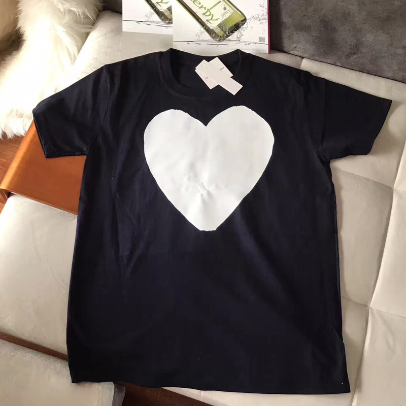2020 Men t shirt women short-sleeved fashion hip-hop style cotton loose print T-shirt sweat-absorbent breathable star same paragraph A1, Blue
2020 Men t shirt women short-sleeved fashion hip-hop style cotton loose print T-shirt sweat-absorbent breathable star same paragraph A1, Blue