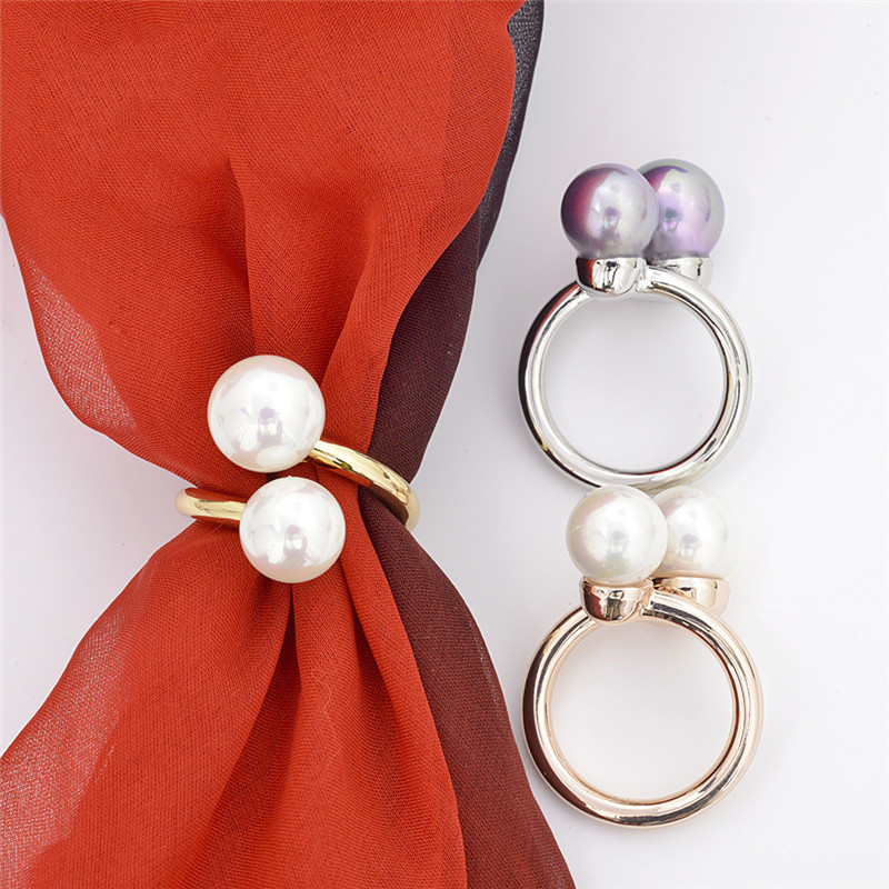 RUNMEIFA 2020 New Silk Scarf Clip Buckle Alloy Silk Scarf Two Pearl Buckle Brooch Pins Jewelry Gift For Women Accessioties
RUNMEIFA 2020 New Silk Scarf Clip Buckle Alloy Silk Scarf Two Pearl Buckle Brooch Pins Jewelry Gift For Women Accessioties