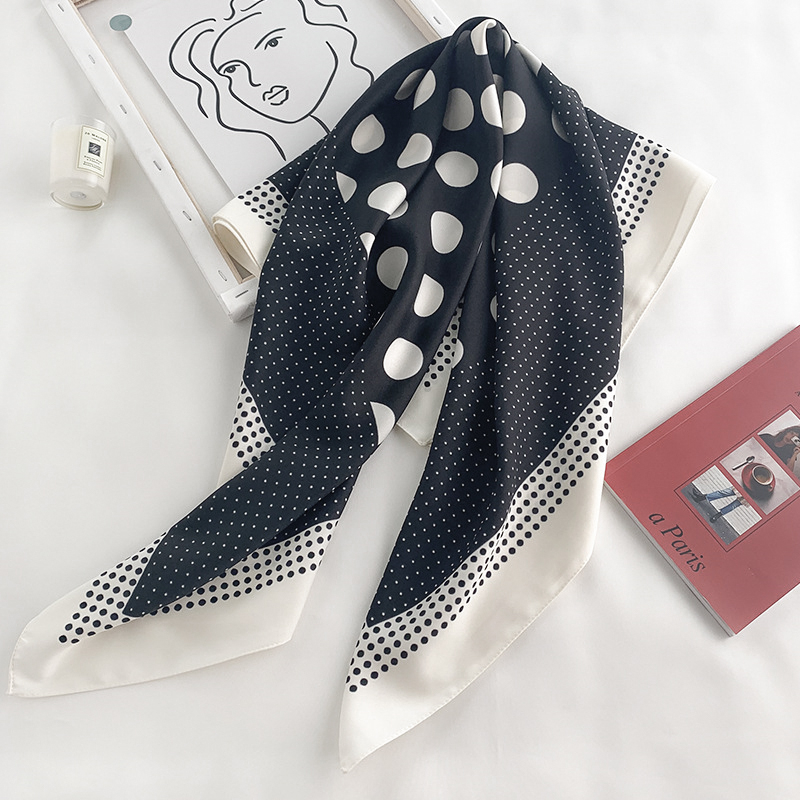 2020 Nieuwe Vrouwen Dot Sjaal Sjaals Zijde Katoen Gevoel Twill Sjaals Lady Wraps Vierkante Hals Hoofd Hijab Bandana
2020 Nieuwe Vrouwen Dot Sjaal Sjaals Zijde Katoen Gevoel Twill Sjaals Lady Wraps Vierkante Hals Hoofd Hijab Bandana