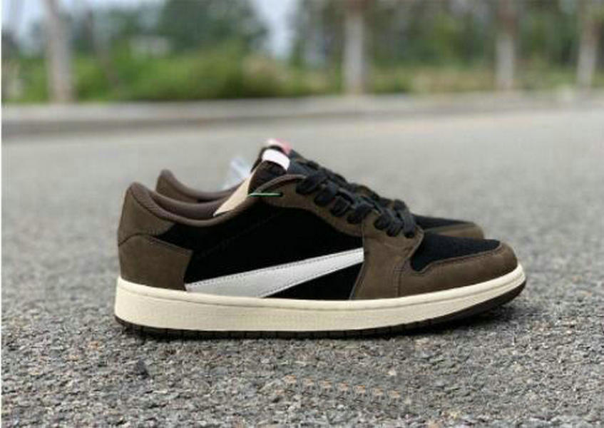 Travis Scott x 1 Low OG SP TS 1s Brown Black Basketball shoes Sports Sneakers US5.5-US12, Color 01
Travis Scott x 1 Low OG SP TS 1s Brown Black Basketball shoes Sports Sneakers US5.5-US12, Color 01