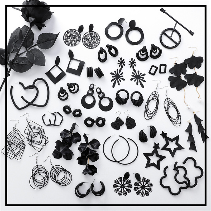 Hollow Flower Black Drop Earrings for Women Exaggerated Korean Geometric Round Tassel Statement Female Dangle Earrings Bijoux
Hollow Flower Black Drop Earrings for Women Exaggerated Korean Geometric Round Tassel Statement Female Dangle Earrings Bijoux