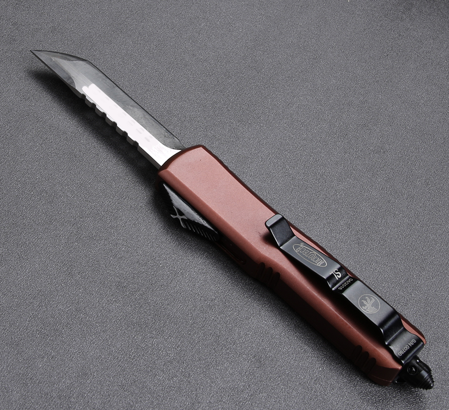 A14 customized automatic knives Benchmade knife t6061 handle CNC VG10 steel OUT pocket knife BM3300 Camping tactical Survival Hunting knife
A14 customized automatic knives Benchmade knife t6061 handle CNC VG10 steel OUT pocket knife BM3300 Camping tactical Survival Hunting knife