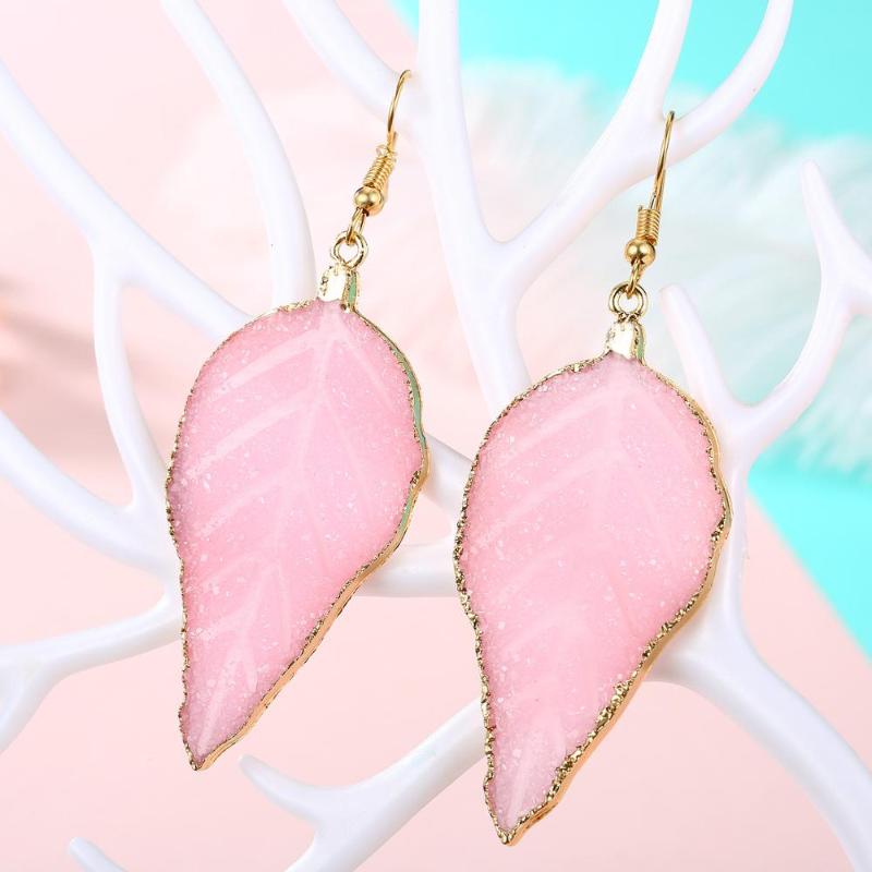 MOONROCY Gold Color Green Earrings Hook Leaf Crystal Pink Black White Party Jewelry Wholesale for Women Girls Gift Dropshipping
MOONROCY Gold Color Green Earrings Hook Leaf Crystal Pink Black White Party Jewelry Wholesale for Women Girls Gift Dropshipping