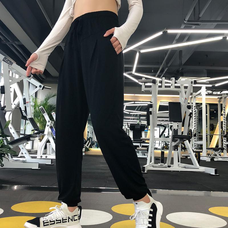 BINAND Loose Sports Pants Women High Waist Yoga Pants Quick Dry Gym Sweatpants Nylon Running Solid Training Sweatpants, Black
BINAND Loose Sports Pants Women High Waist Yoga Pants Quick Dry Gym Sweatpants Nylon Running Solid Training Sweatpants, Black
