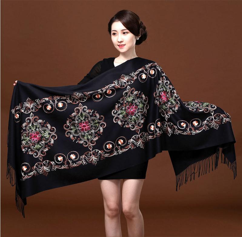 Oversize Cashmere Embroider Flower Shwal Women Autumn Winter New Scarf Soft All-Match Tassel Warm Wraps Bufanda Mujer
Oversize Cashmere Embroider Flower Shwal Women Autumn Winter New Scarf Soft All-Match Tassel Warm Wraps Bufanda Mujer